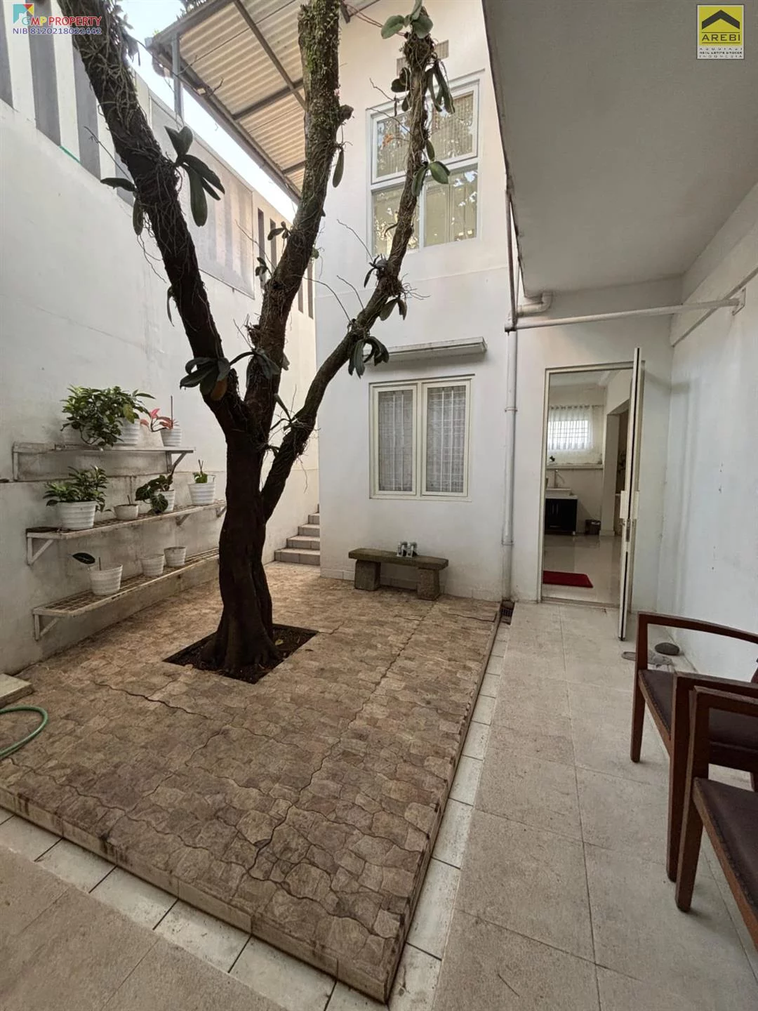 dijual rumah jl phh mustopa