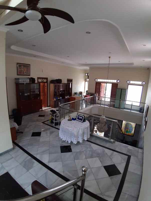 dijual rumah jl pinang ranti ii