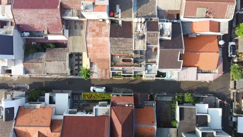 dijual rumah jl pondok bambu duren