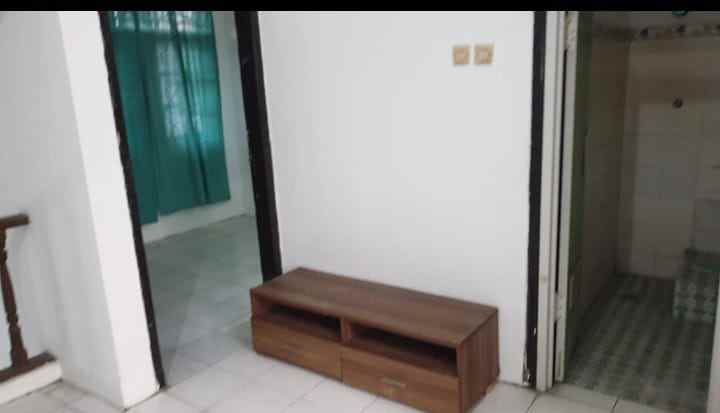 dijual rumah jl pondok bambu duren