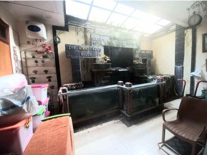 dijual rumah jl pondok kelapa duren