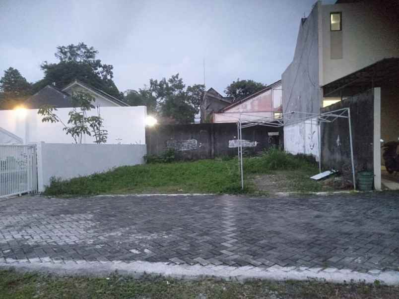 dijual rumah jl rajawali