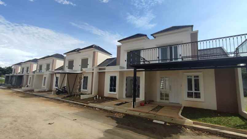 dijual rumah jl raya setu cilodong