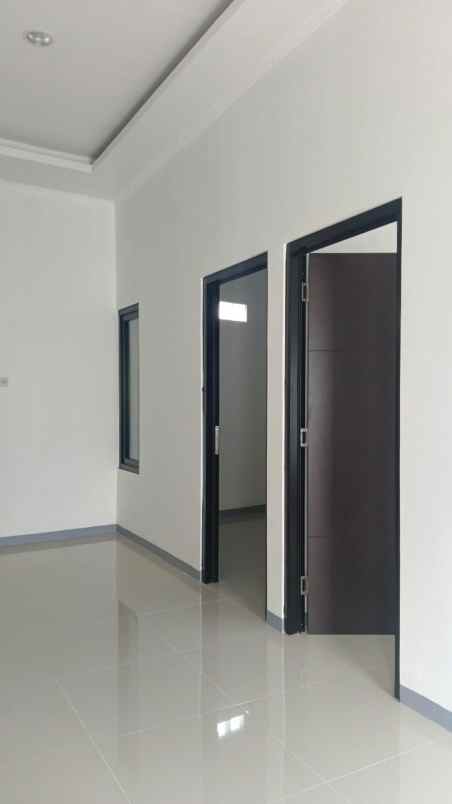 dijual rumah jl smp1 cileunyi bandung