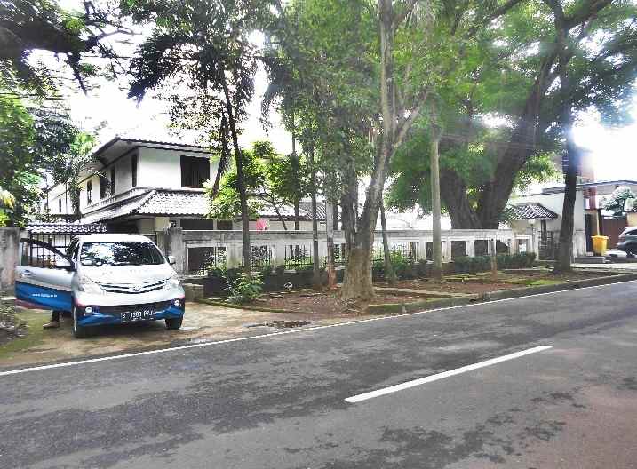 dijual rumah jl sriwijaya raya