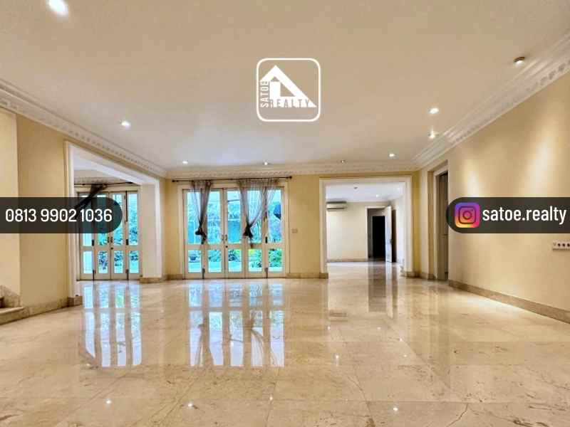 dijual rumah jl sriwijaya selong