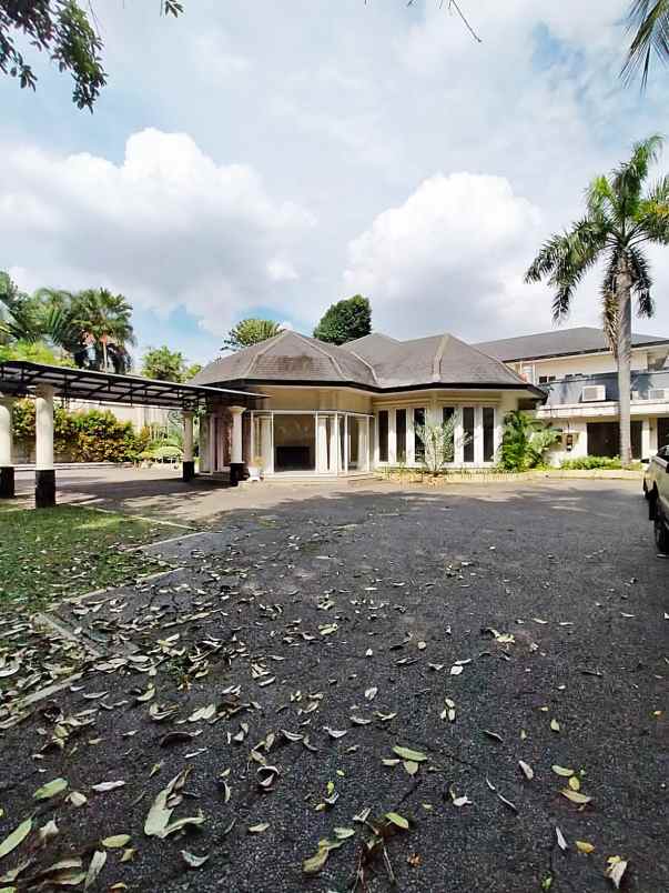 dijual rumah jl teuku umar menteng