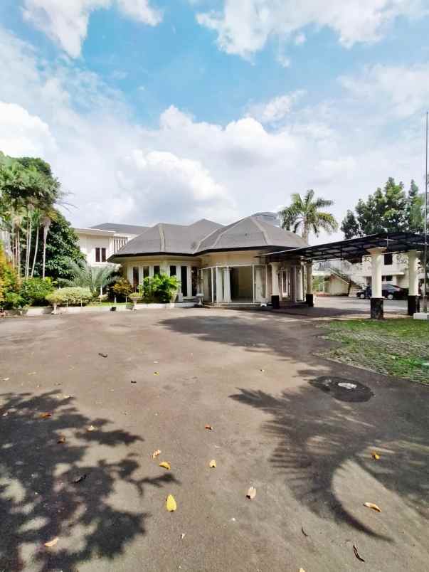 dijual rumah jl teuku umar menteng