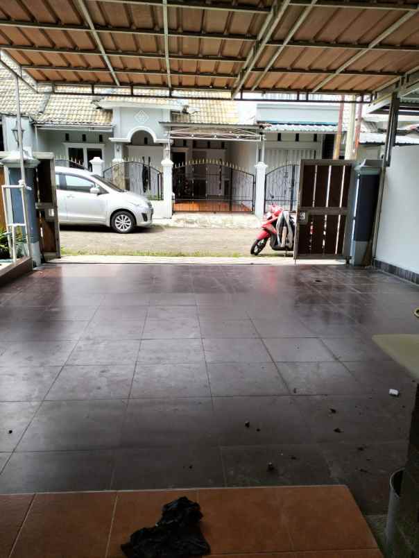 dijual rumah jl villa bogor indah