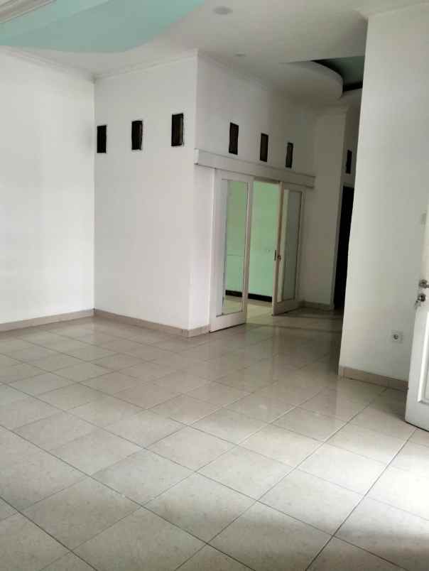 dijual rumah jl villa bogor indah