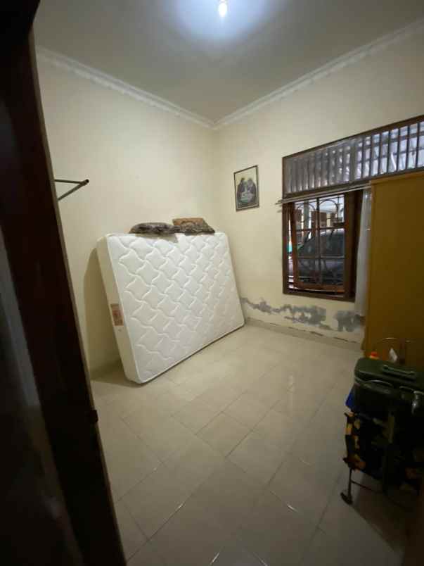 dijual rumah jl wonocatur gg manggis