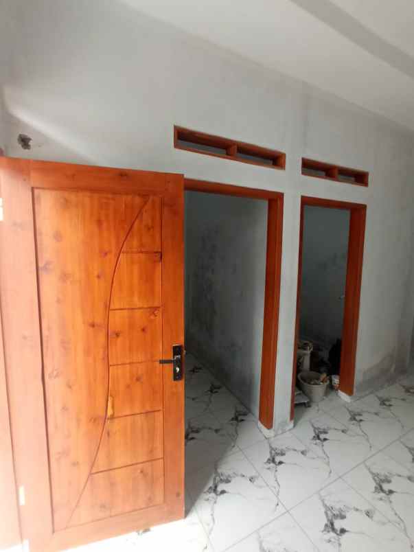 dijual rumah jln bojong tanjung