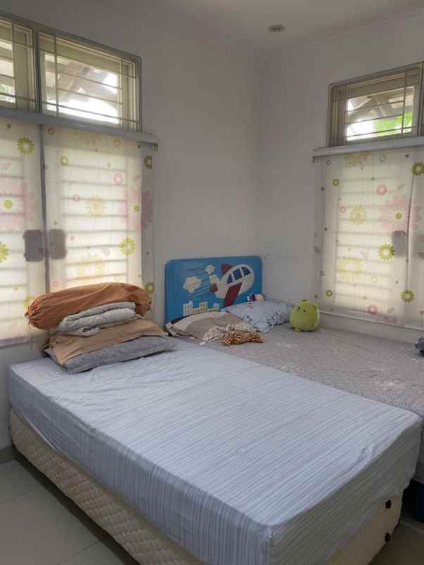 dijual rumah jln kayuputih tengah ii b