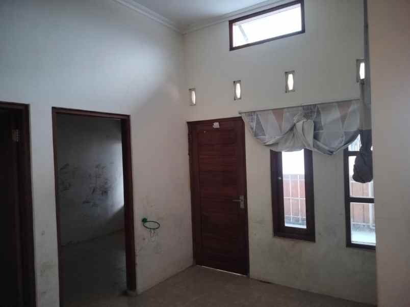 dijual rumah joho prambanan klaten jawa