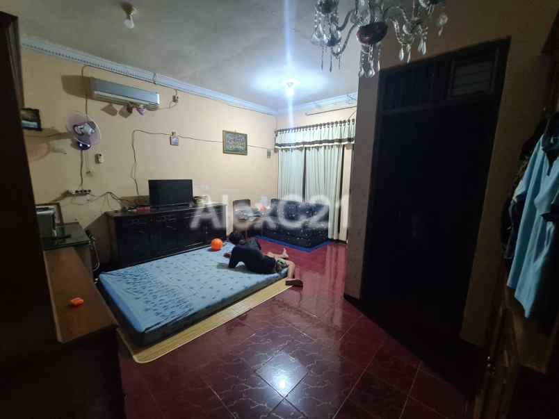 dijual rumah jurang mangu barat