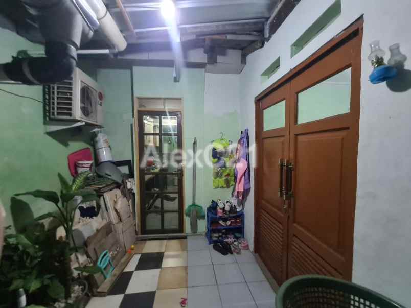 dijual rumah jurang mangu barat