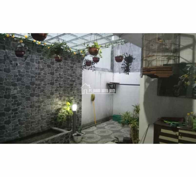 dijual rumah kalirejo