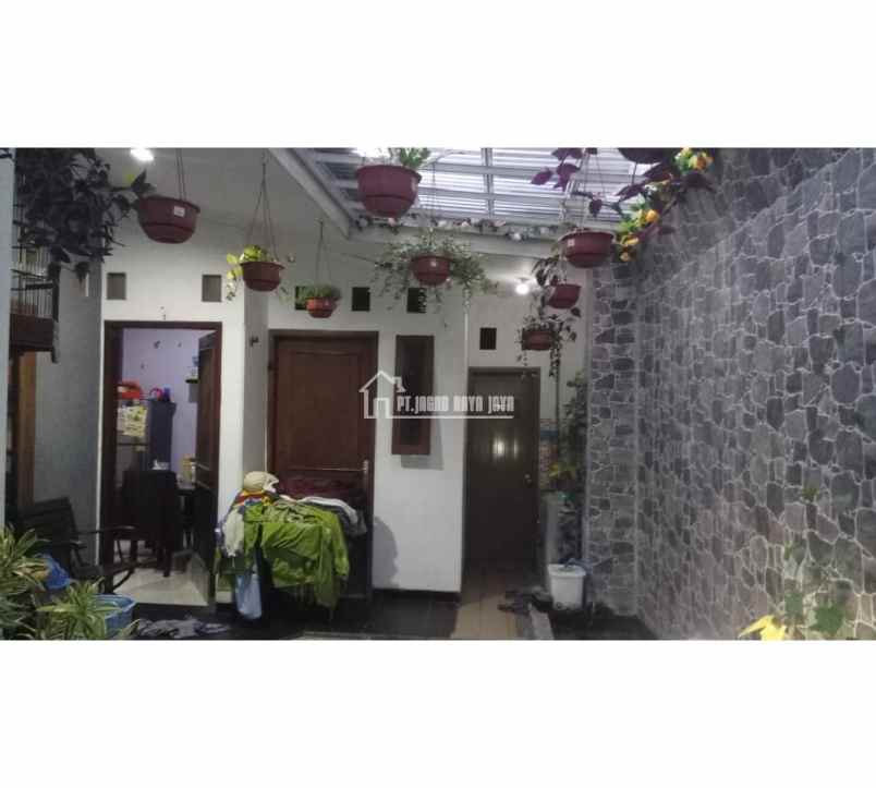 dijual rumah kalirejo