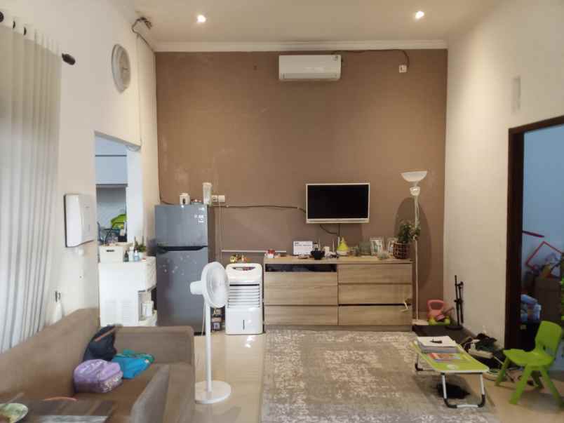 dijual rumah kalitirto