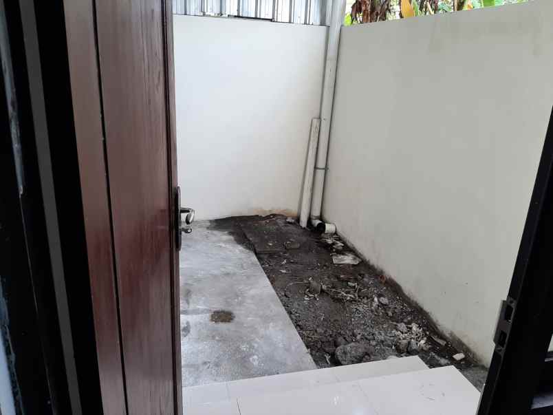 dijual rumah kalitirto kec berbah