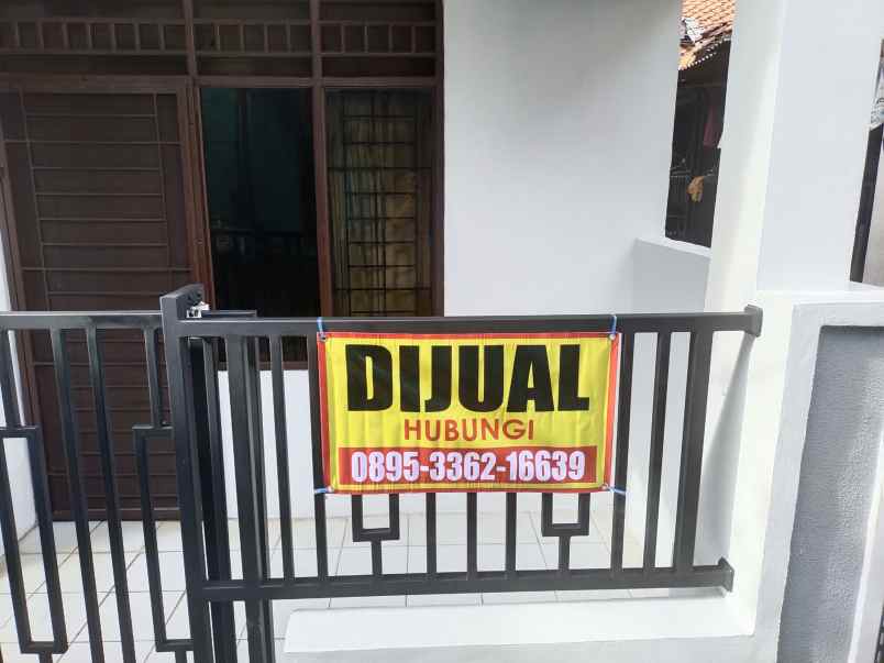 dijual rumah kampung kelapa cikokol