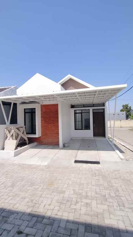 dijual rumah karyawangi