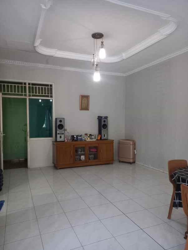 dijual rumah kavling dki