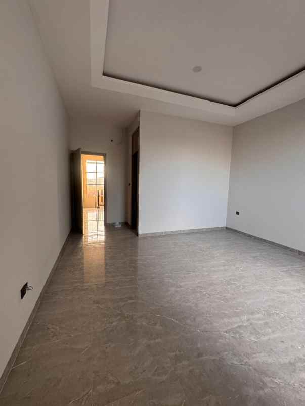 dijual rumah kavling dki meruya