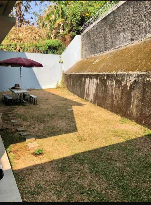 dijual rumah kawasan elit di resort dago pakar bandung