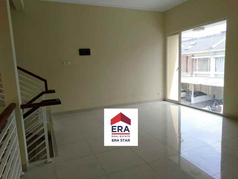 dijual rumah kebayoran village bintaro