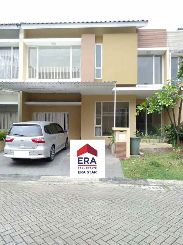 dijual rumah kebayoran village bintaro