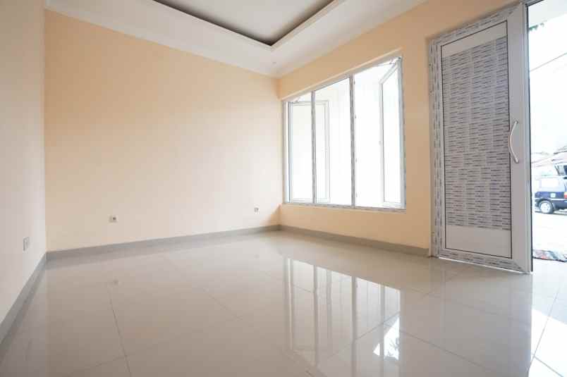 dijual rumah kelapa dua tangerang