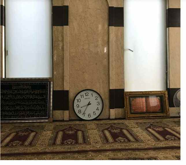 dijual rumah kelapa dua wetan ciracas