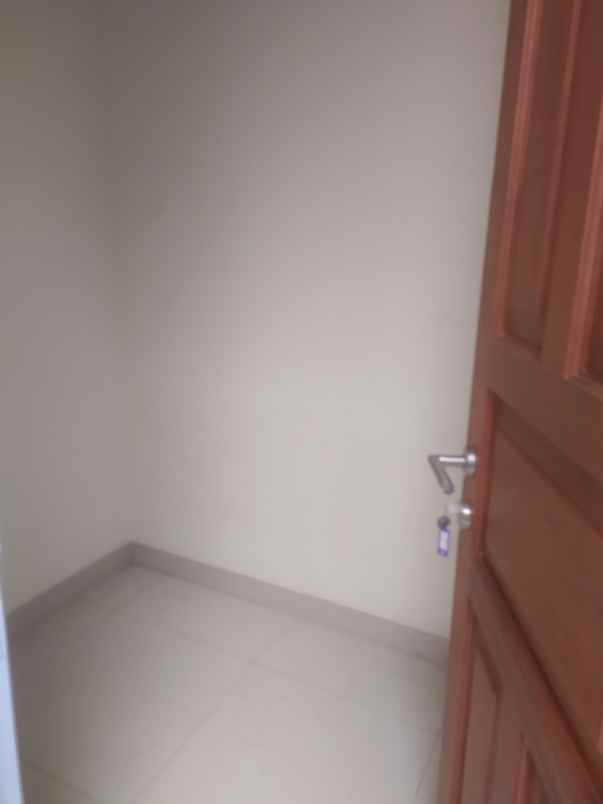 dijual rumah kelapa gading