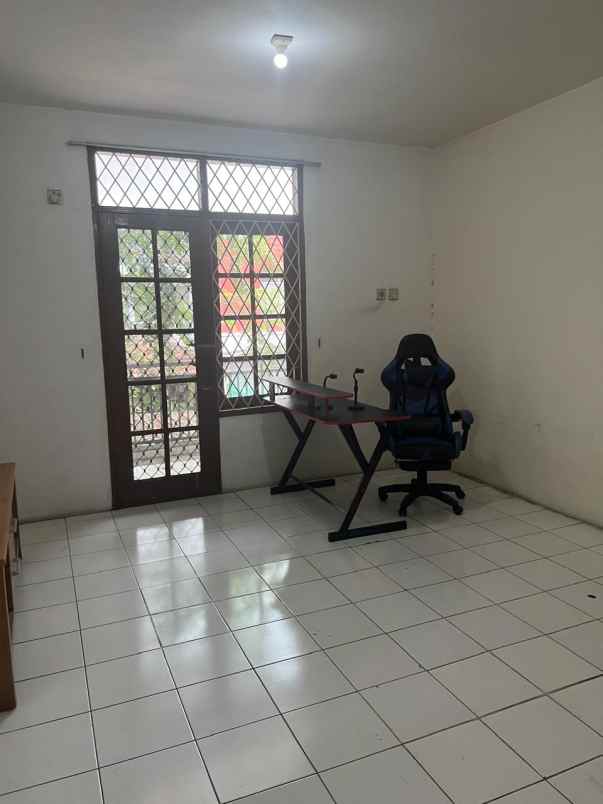 dijual rumah kelapa gading