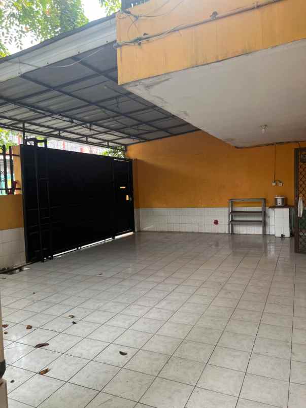 dijual rumah kelapa gading