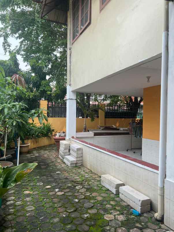 dijual rumah kelapa gading