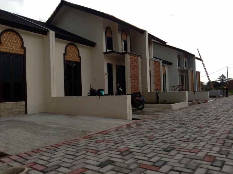 dijual rumah kemang