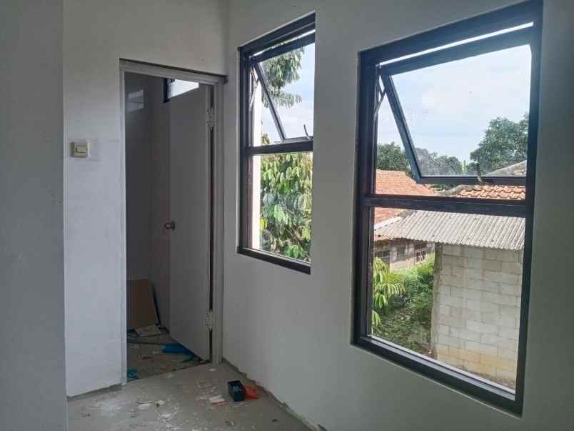 dijual rumah kemang bogor