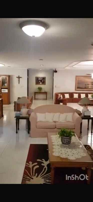 dijual rumah kemanggisan utama raya