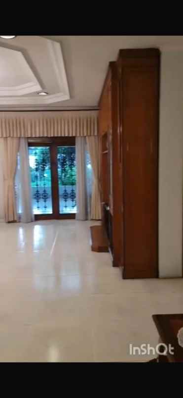 dijual rumah kemanggisan utama raya