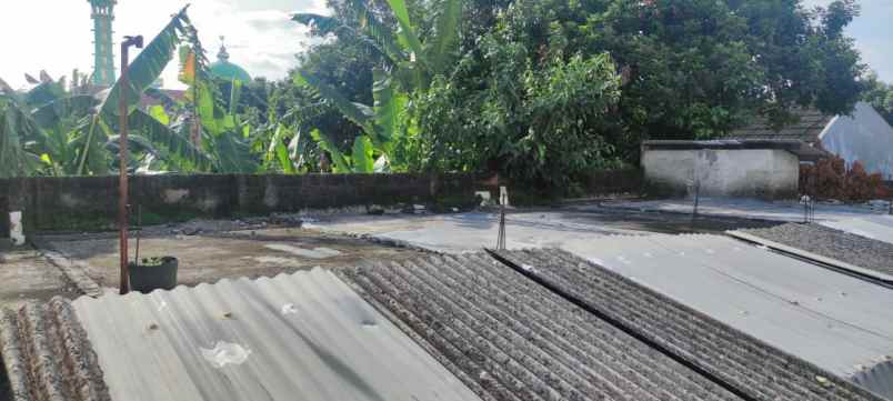 dijual rumah kemiri muka