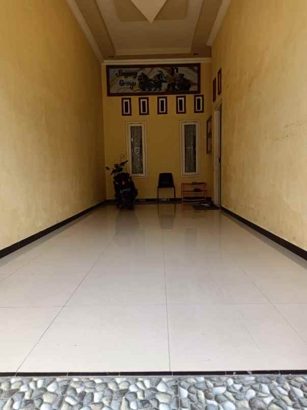 dijual rumah kertosono