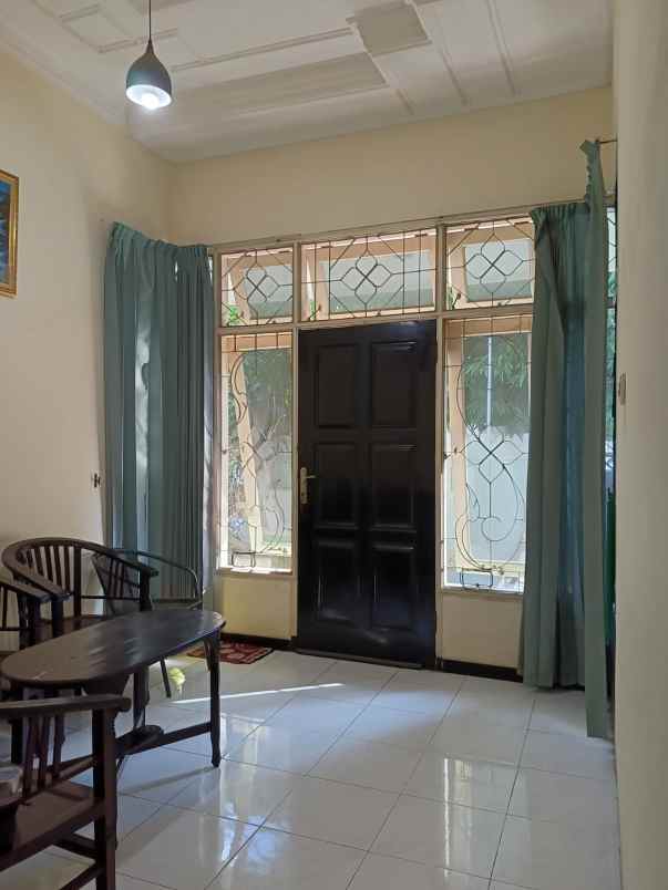 dijual rumah klampis semolo