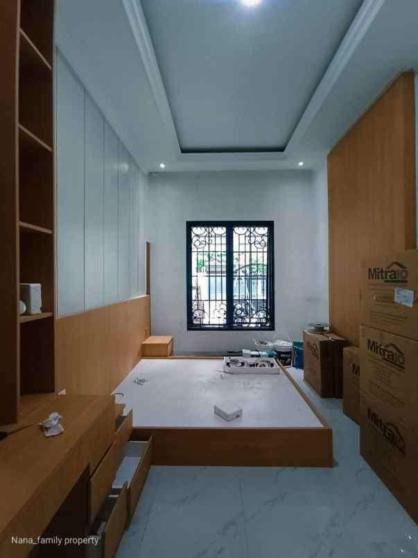 dijual rumah komplek dki joglo