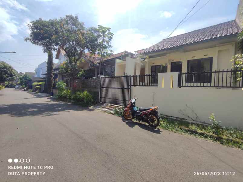 dijual rumah komplek elite cibabat cimahi