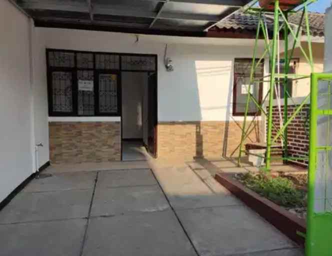 dijual rumah komplek griya bandung asri