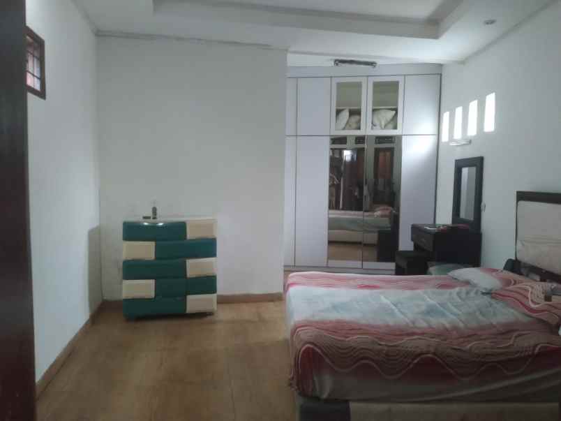 dijual rumah komplek puri dago antapani