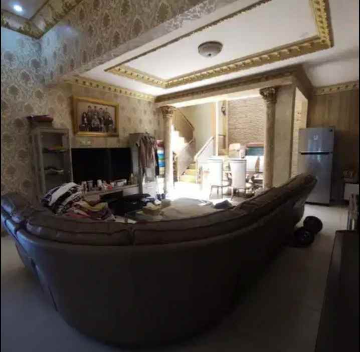 dijual rumah komplek setra dago