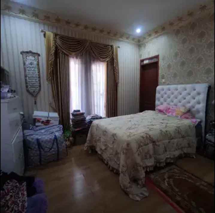 dijual rumah komplek setra dago